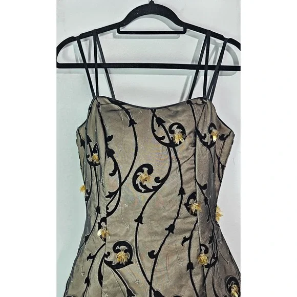 Coli Couture Black Gold Floral Beaded Prom Formal Gown Dress Size 8 - Picture 2 of 11
